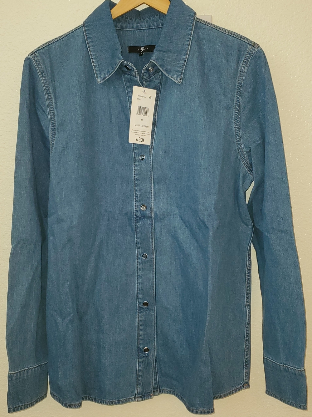 NWT Women's 7 For All Mankind Denim Shirt With Snap Buttons